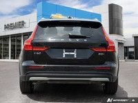Turbocharged,All Wheel Drive,MP3 Capability,Mirror Memory,Auxiliary Audio Input,Rear Parking Aid,Ste... (image 4)