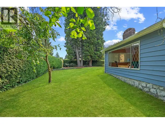 3455 HIGHLAND BOULEVARD North Vancouver, British Columbia in Houses for Sale in North Shore - Image 32