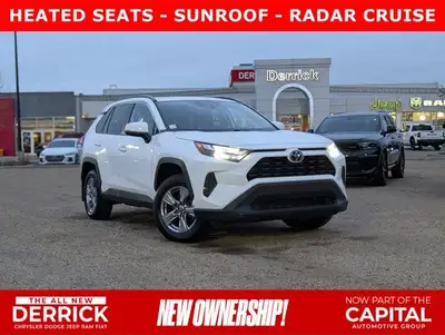 CLEAN CARFAX, HEATED SEATS - BACK UP CAMERA - POWER DRIVER SEAT - HEATED STEERING WHEEL - RADAR CRUI...