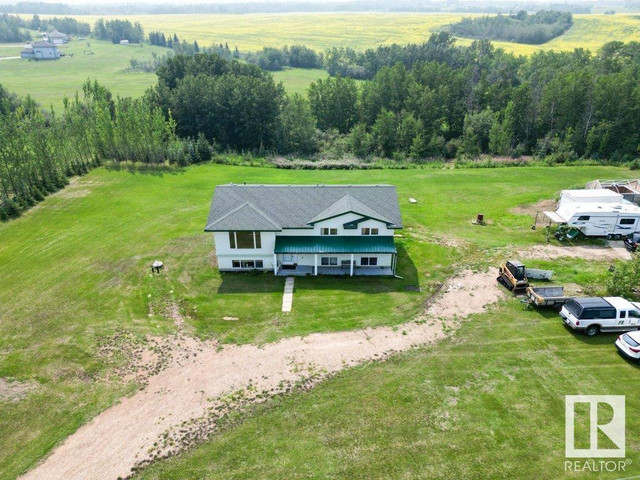 #49 57126 RGE RD 233 Rural Sturgeon County, Alberta in Houses for Sale in Edmonton