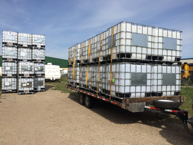 CLEAN 1000L. RAIN WATER TOTES. in Ladders & Scaffolding in Edmonton