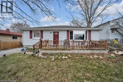 Available now — the top floor only of 65 Brooklyne Rd is available for lease. This is a basic 3-bedr...