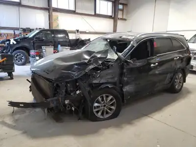2016 KIA SORENTO 3.3L WITH GOOD ENGINE AND TRANSMISSION available for parts call us with year make a...