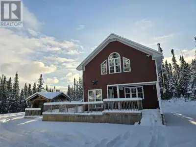 Stunning Cottage at Albert Lake – A Perfect Retreat! Built in 2012, this charming cottage is nestled...