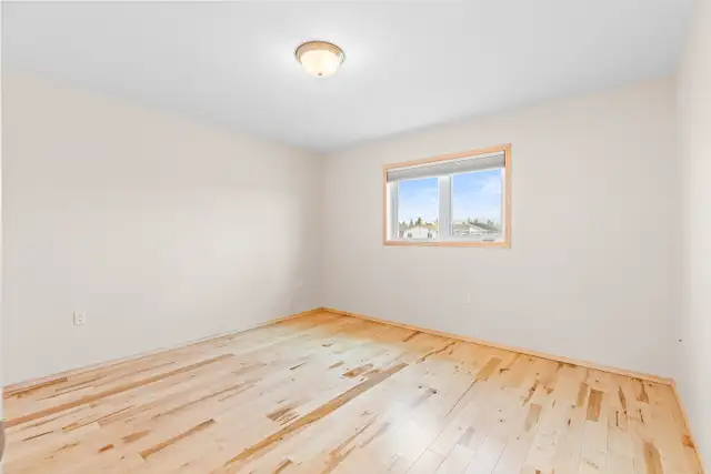 NO CONDO FEES Gorgeous Townhome w Realtor® Tamara Cromarty in Houses for Sale in Whitehorse - Image 23