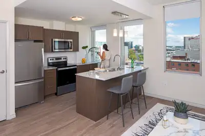 Imagine the ultimate urban lifestyle overlooking Spring Garden Road. Find it at The Muse. After year...