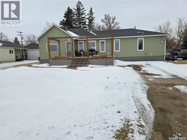211 RYE STREET Yellow Grass, Saskatchewan in Houses for Sale in Regina - Image 2