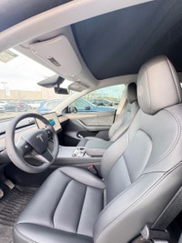 2024 Tesla Model Y Long Range Electric Motor 4D Sport Utility AWD 1-Speed Automatic Gray We want you... (image 5)