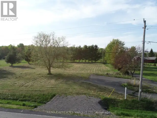 17181 MCNEIL ROAD North Stormont, Ontario in Land for Sale in Ottawa - Image 3