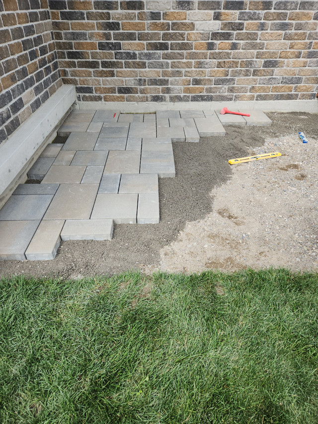 Interlock Patios, Walkways, Garden walls & More - Norfolk County in Interlock, Paving & Driveways in Norfolk County - Image 2