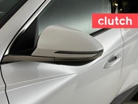 NO ACCIDENTS / CLEAN CARFAX / 1 OWNER / Power Tailgate/Hatch, Front Heated Seats, Climate Control an... (image 9)