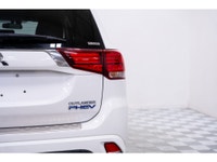 Mitsubishi Outlander PHEV SE S-AWC 2018 : Électrification et Polyvalence Le Mitsubishi Outlander PHE... (image 7)