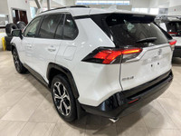 LITHIUM ION TRACTION BATTERY, ADAPTIVE CRUISE CONTROL, POWER LIFTGATE, LANE DEPARTURE WARNING, HEATE... (image 5)