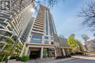 Welcome to elevated urban living in the heart of Yonge & Eglinton! This beautifully appointed 1 bedr...