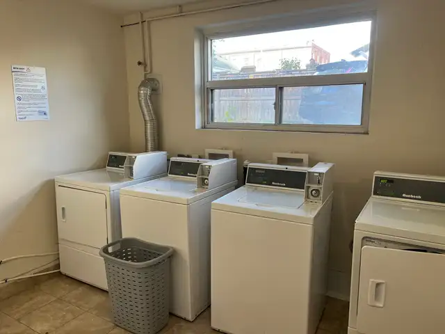 Cozy ALL-INCLUSIVE Apartments! in Long Term Rentals in St. Catharines - Image 11