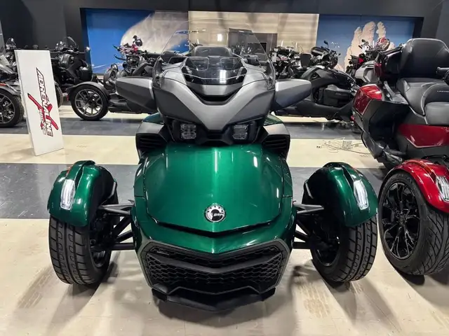 2025 Can-Am SPYDER F3 LTD SPECIAL SERIES in Street, Cruisers & Choppers in Québec City - Image 3
