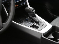 Heated seats, Apple Carplay, Keyless entry, Power group and more! Kijiji Engine: 4 Cylinder Engine 2... (image 7)
