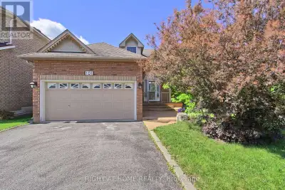 Rare opportunity in the highly sought-after Lake Wilcox community. This spacious detached bungalow o...