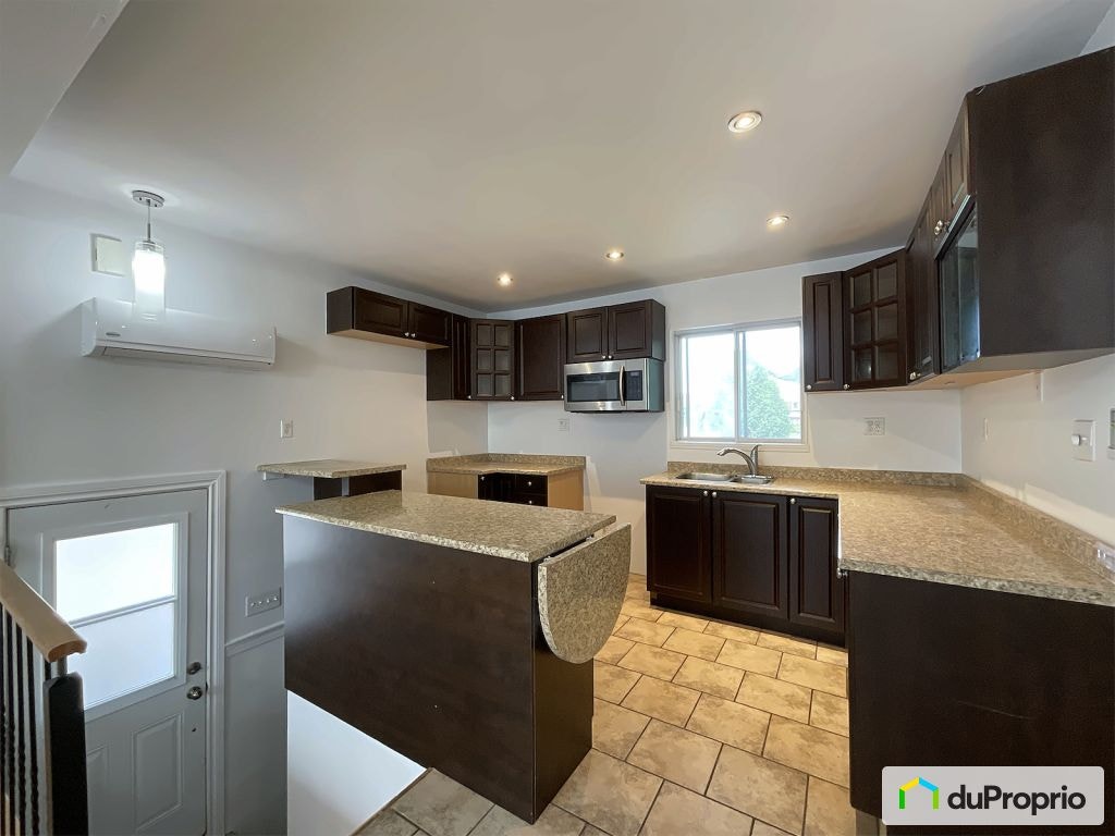 $699,999 - Duplex for sale in Pont-Viau — photo 2