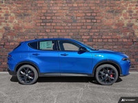 Only 20 Miles! This Dodge Hornet has a strong Intercooled Turbo Gas/Electric I-4 1.3 L/81 engine pow... (image 5)