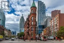 401 - 30 CHURCH STREET Toronto (Church-Yonge Corridor), Ontario