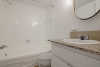 Akelius two bedroom apartment for rent. Located near Saint-Mathieu in the Shaughnessy Village neighb... (image 4)