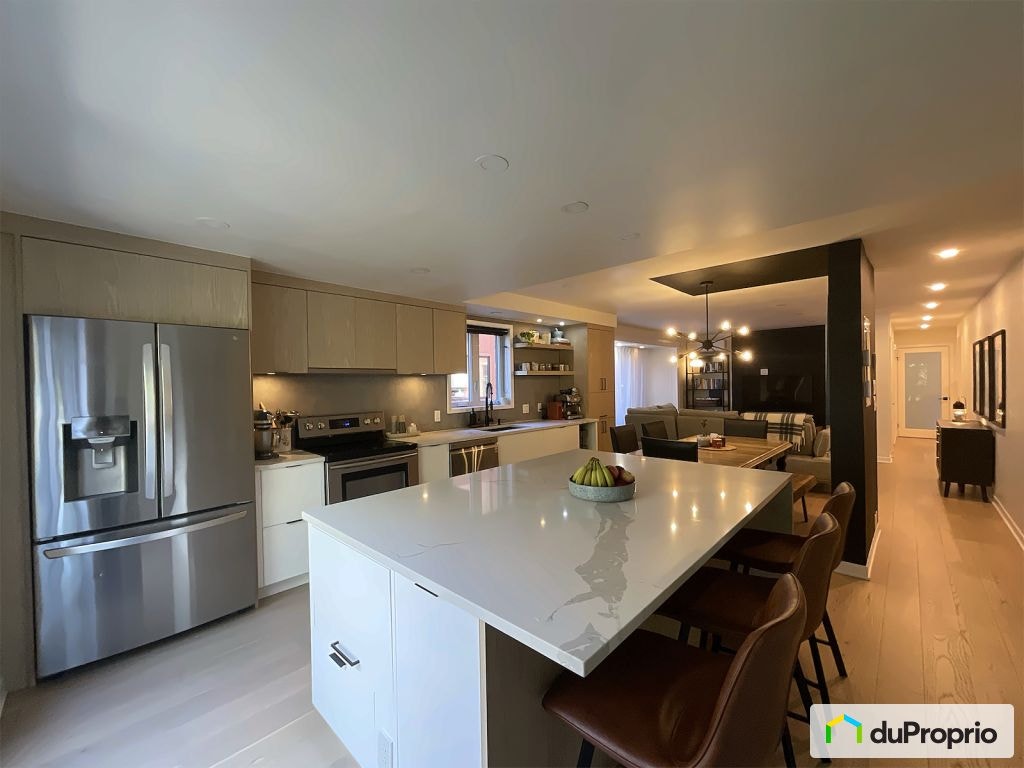 $679,000 - Condominium for sale in Ahuntsic / Cartierville — photo 1