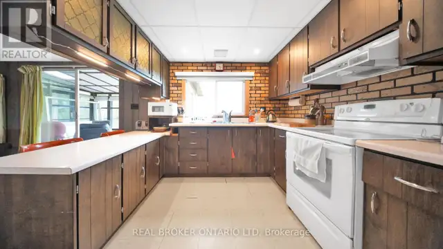74652 TALBOT CRESCENT Bluewater (Stanley), Ontario in Houses for Sale in Grand Bend - Image 11