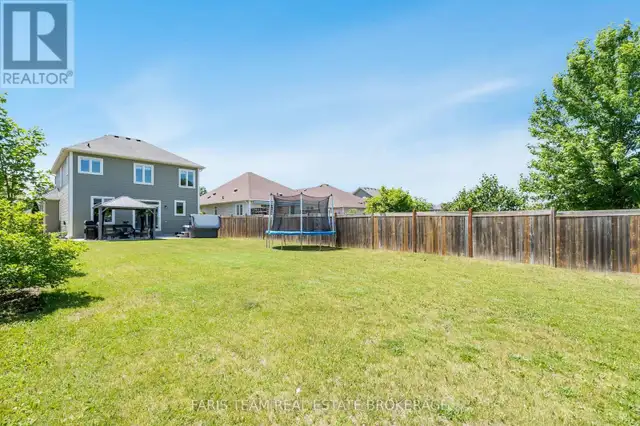 53 CHRISTY DRIVE Wasaga Beach, Ontario in Houses for Sale in Barrie - Image 31