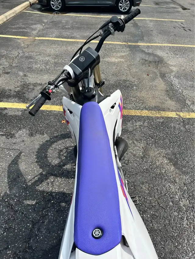 2024 YAMAHA YZ 250 50TH ANNIVERSARY - RETRO WHITE! in Dirt Bikes & Motocross in Saskatoon - Image 7