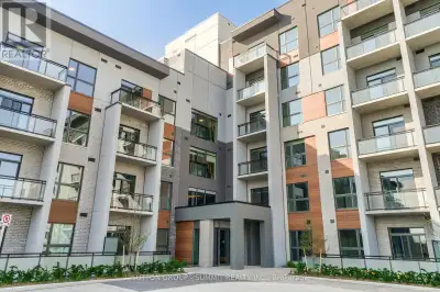 210 - 95 DUNDAS STREET Oakville (GO Glenorchy), Ontario