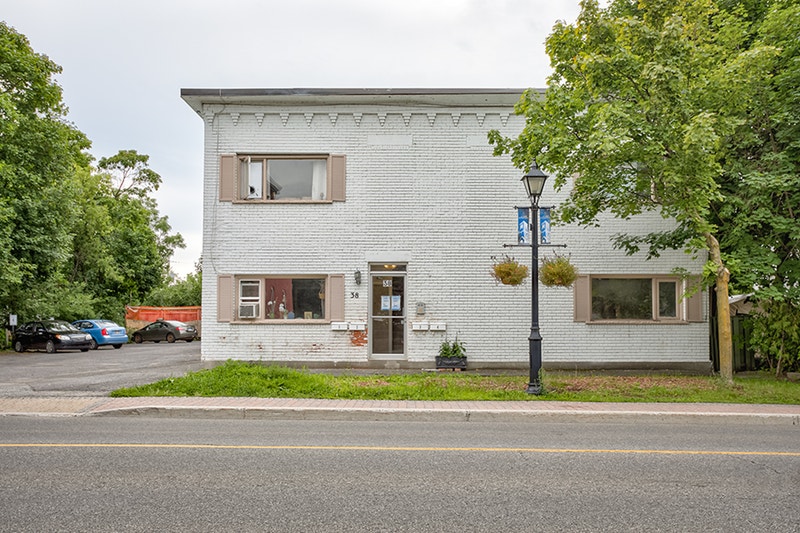 ** New Price** Luminous 2 Bedroom in Aylmer Long Term Rentals