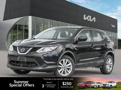 Navigate city streets and open highways with confidence in the capable 2019 Nissan Rogue Sport (Qash...