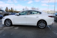 ACCIDENT FREE Sleek Performance, Effortless Style: Mazda3 GT. Drive into a New Era of Style and Perf... (image 3)