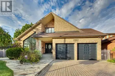 Welcome to 4143 Tapestry Trail, a unique, custom-built corner-lot home where the 416 meets the 905,...