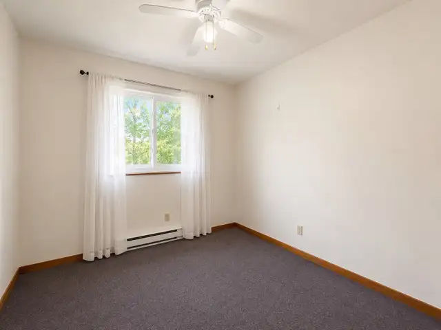 2 Bedroom for Rent on Lake St | Parking Included | Peterborough in Long Term Rentals in Peterborough - Image 16