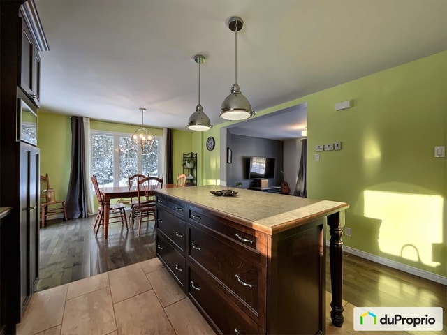 $639,000 - 2 Storey for sale in Ascot Corner — photo 2