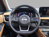SAFETY INCLUDED ACCIDENT FREE ONE OWNER NISSAN SERVICE RECORDS LOCAL ONTARIO CAR Very Clean 4x4 Niss... (image 8)