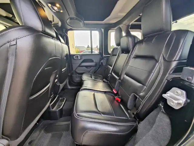 2020 Jeep Wrangler Unlimited Sahara 4x4 Sahara | 4WD | Leather in Cars & Trucks in Edmonton - Image 12