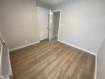 50 Central Avenue West - 2 Bedroom Apartment for Rent