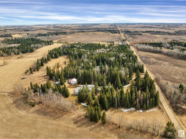 465053A RR245 Rural Wetaskiwin County, Alberta in Houses for Sale in Edmonton - Image 2
