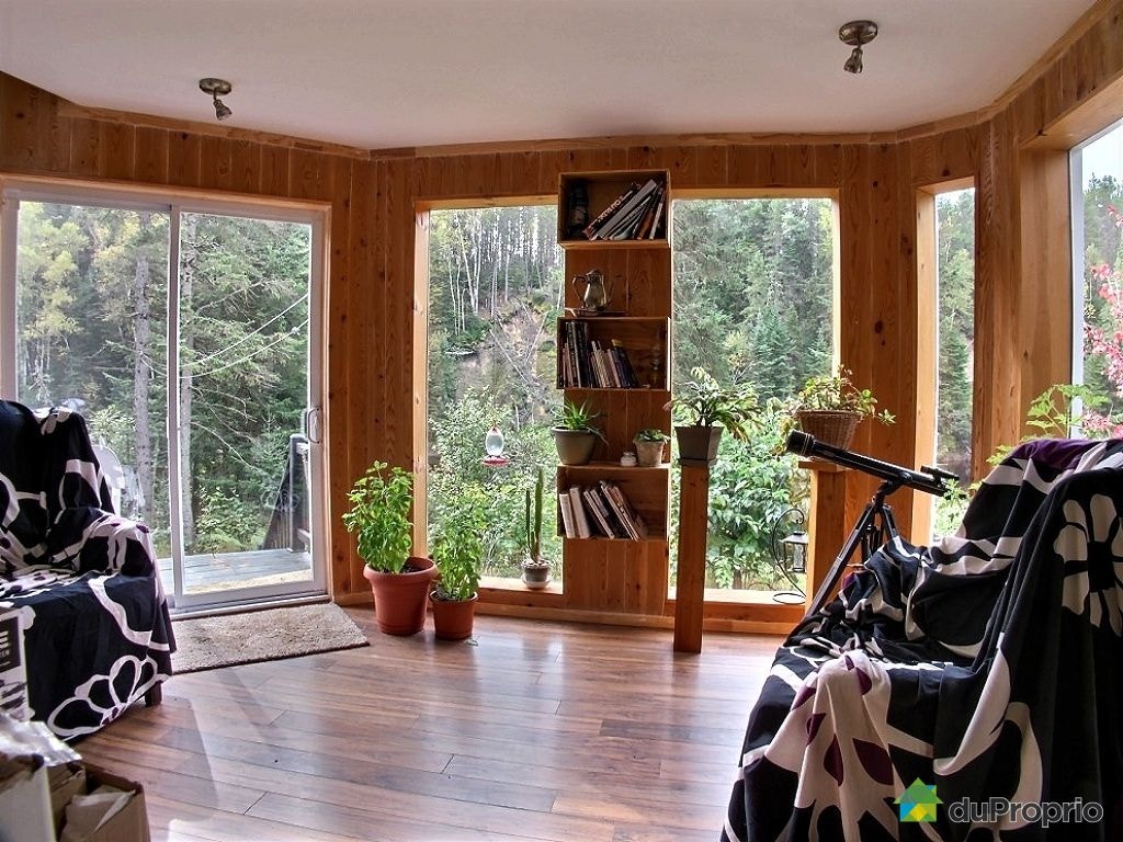 $790,000 - 3 Storey for sale in L'Ascension — photo 1
