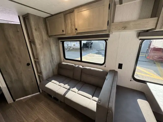 2026 ,Sun Lite,Sunset Park RV 25DB LTD in Travel Trailers & Campers in Kamloops - Image 8