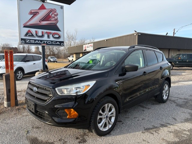 2017 Ford Escape ~ LOW KMS ~ CERTIFIED ~ FINANCING in Cars & Trucks in Leamington