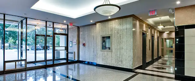 Residences of Harding Square - Junior 1 Bedroom Apartment for Re62865714742786123