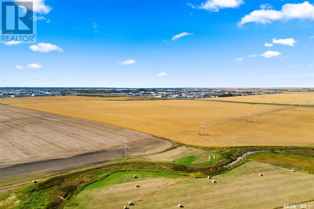ROLO Farms HWY #6 North Future Development Sherwood Rm No. 159,  in Land for Sale in Regina - Image 3