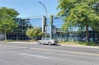 Office for rent Jean-Talon West 888 SF Office 307