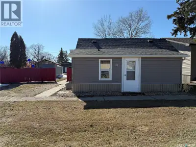 Affordable starter or revenue property located in the Village of Quill Lake—offered fully furnished!...