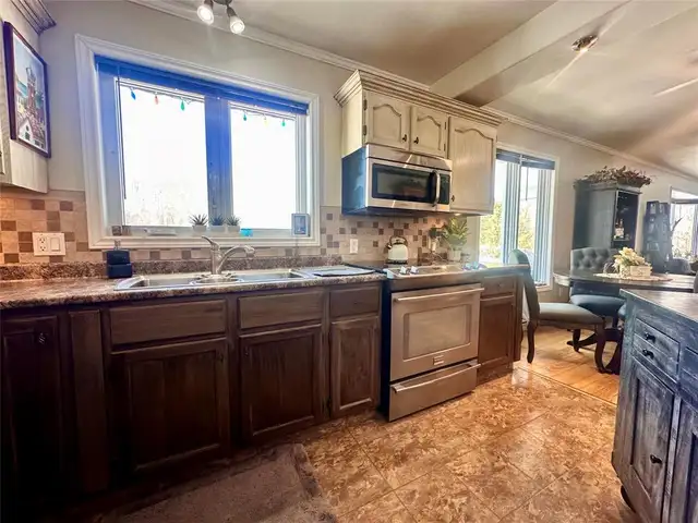 208 Landels Road The Pas, Manitoba in Houses for Sale in Winnipeg - Image 19