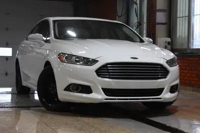 2016 FORD FUSION SE AWD AUTOMATIQUE 203000KM TOUT EQUIPE AIR CLIMATISE GROUPE ELECTRIQUE COMPLET CRU...